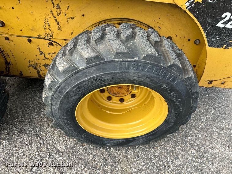 image for item DS3370 2014 Caterpillar 226B3 skid steer loader