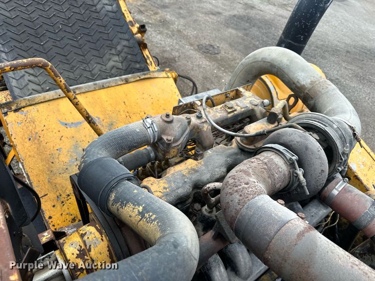 image for item DS3373 Beast Bandit 3680 horizontal grinder