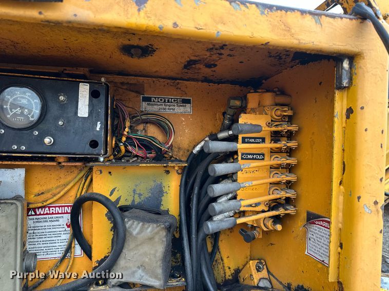 image for item DS3373 Beast Bandit 3680 horizontal grinder