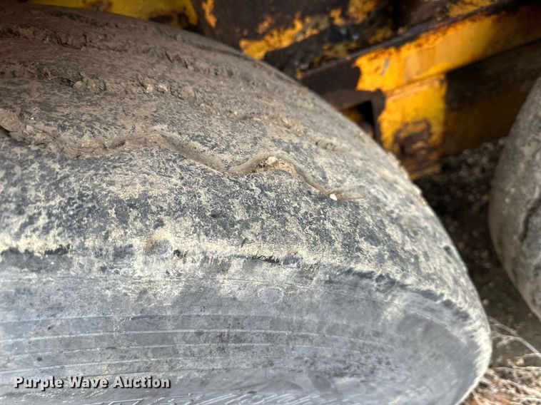 image for item DS3373 Beast Bandit 3680 horizontal grinder