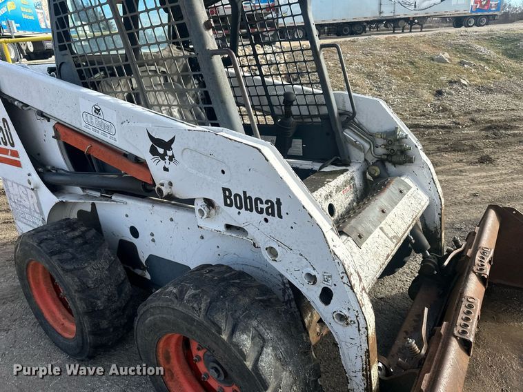 image for item DS3376 2004 Bobcat S150 skid steer loader