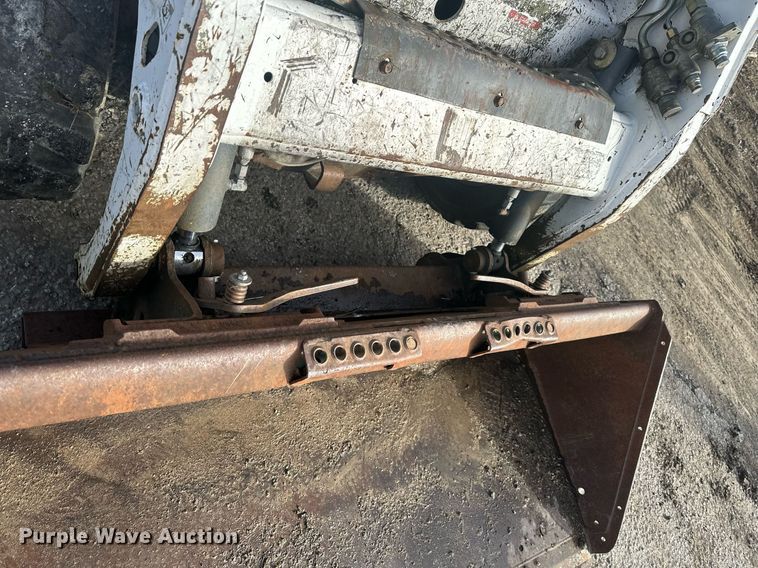 image for item DS3376 2004 Bobcat S150 skid steer loader