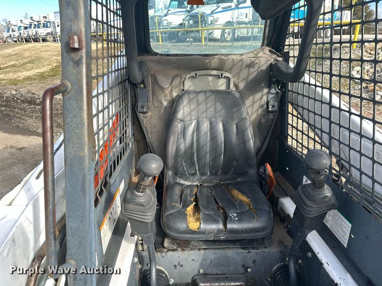 image for item DS3376 2004 Bobcat S150 skid steer loader