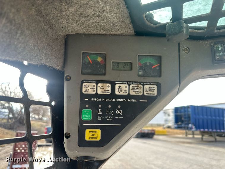 image for item DS3376 2004 Bobcat S150 skid steer loader