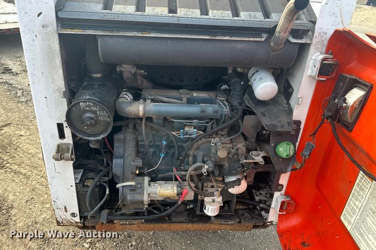 image for item DS3376 2004 Bobcat S150 skid steer loader