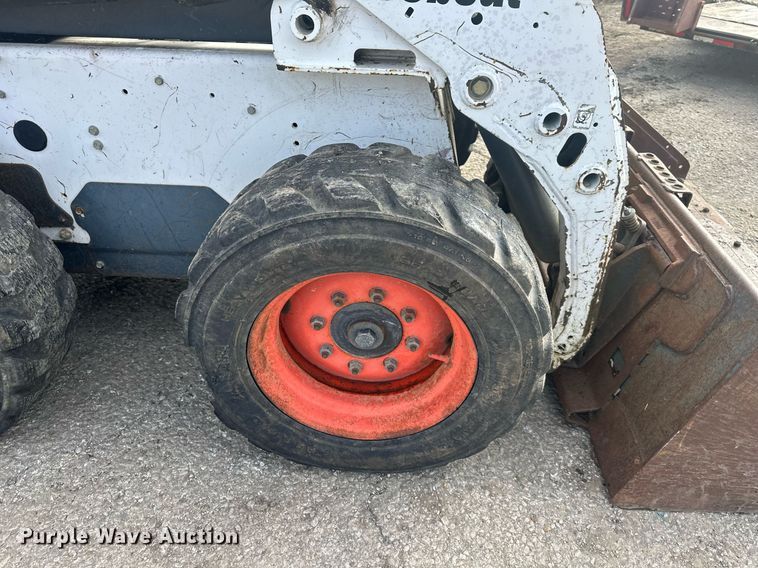 image for item DS3376 2004 Bobcat S150 skid steer loader