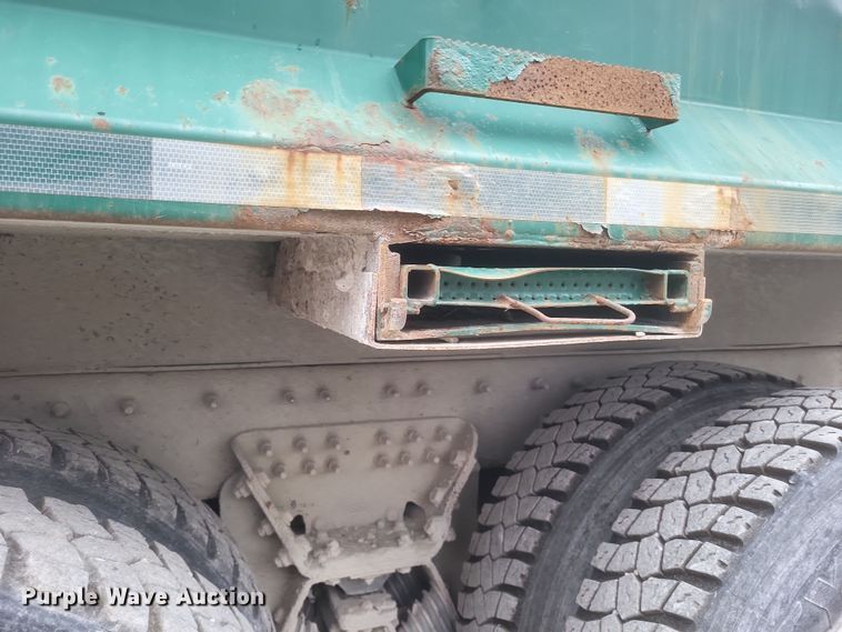 image for item DS5133 2013 International  WorkStar 7600 dump truck