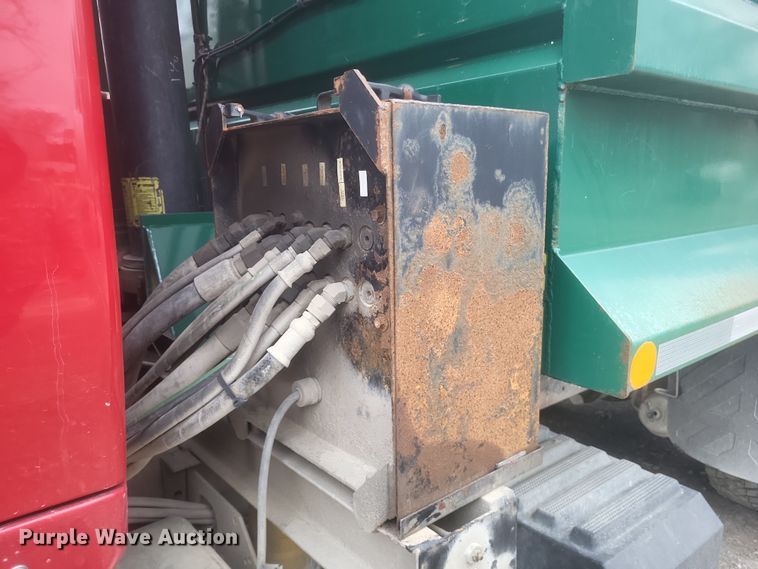 image for item DS5133 2013 International  WorkStar 7600 dump truck