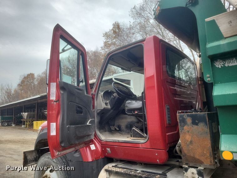 image for item DS5133 2013 International  WorkStar 7600 dump truck