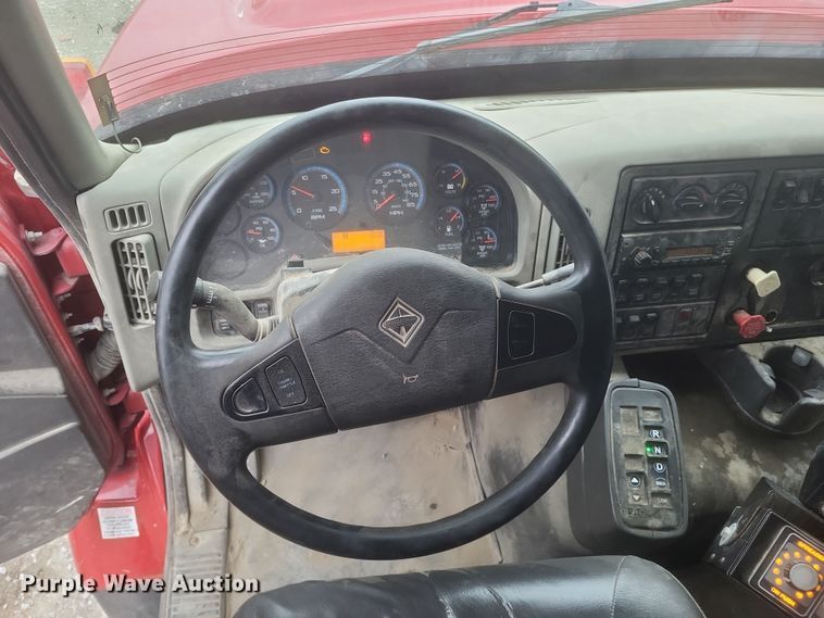 image for item DS5133 2013 International  WorkStar 7600 dump truck