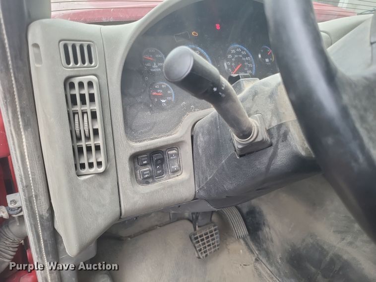 image for item DS5133 2013 International  WorkStar 7600 dump truck