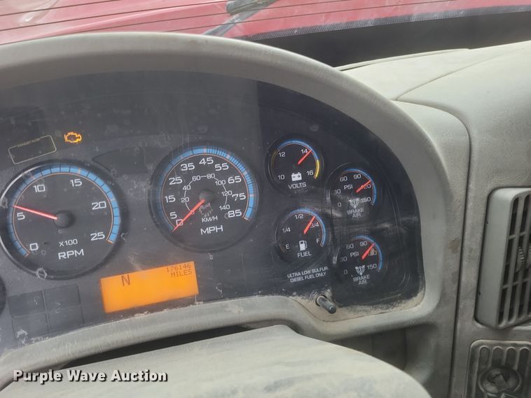 image for item DS5133 2013 International  WorkStar 7600 dump truck