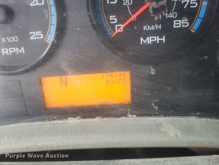 image for item DS5133 2013 International  WorkStar 7600 dump truck