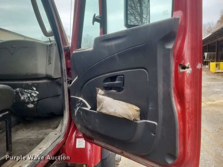 image for item DS5133 2013 International  WorkStar 7600 dump truck