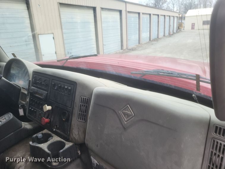 image for item DS5133 2013 International  WorkStar 7600 dump truck