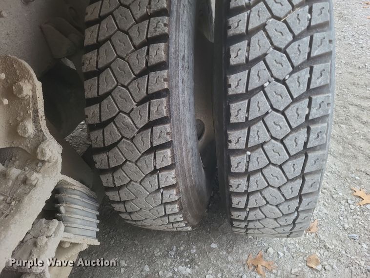 image for item DS5133 2013 International  WorkStar 7600 dump truck