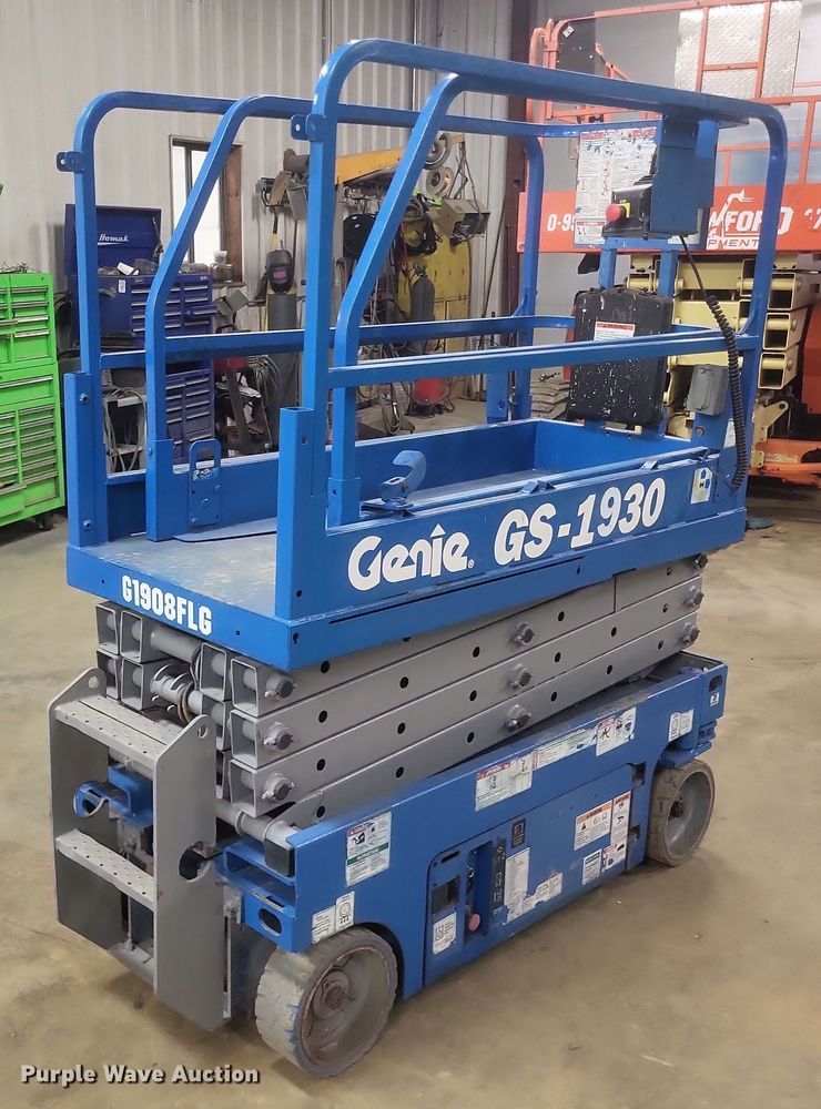 image for item DS5135 Genie GS-1930 scissor lift