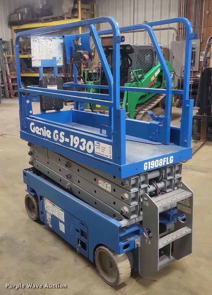 image for item DS5135 Genie GS-1930 scissor lift