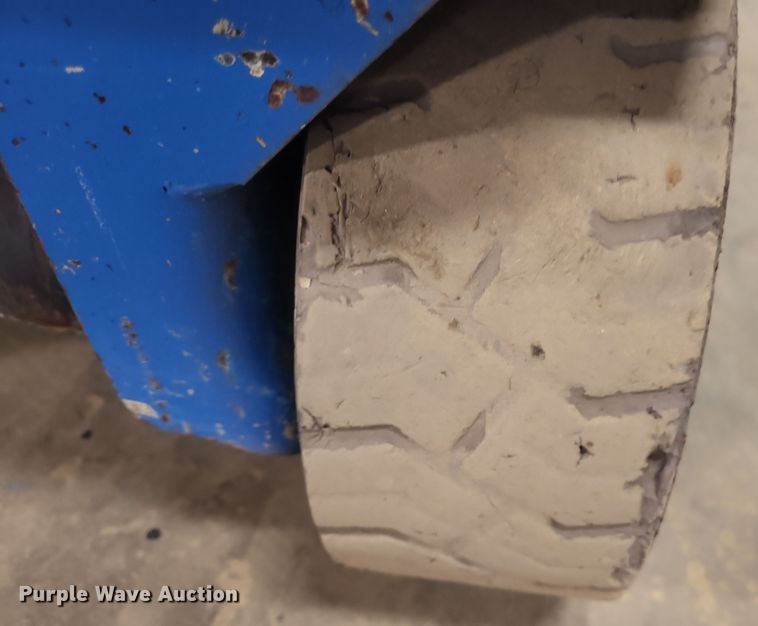 image for item DS5135 Genie GS-1930 scissor lift