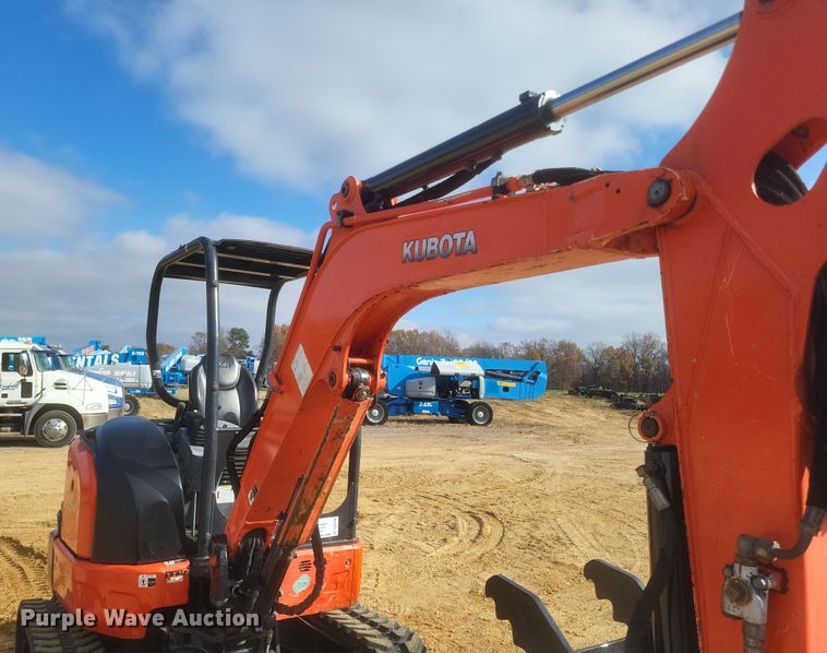 image for item DS5140 2016 Kubota U35-4 mini excavator