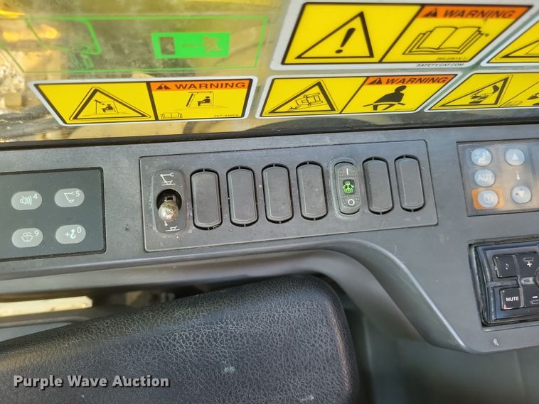 image for item DS5144 2016 Caterpillar  323F L excavator