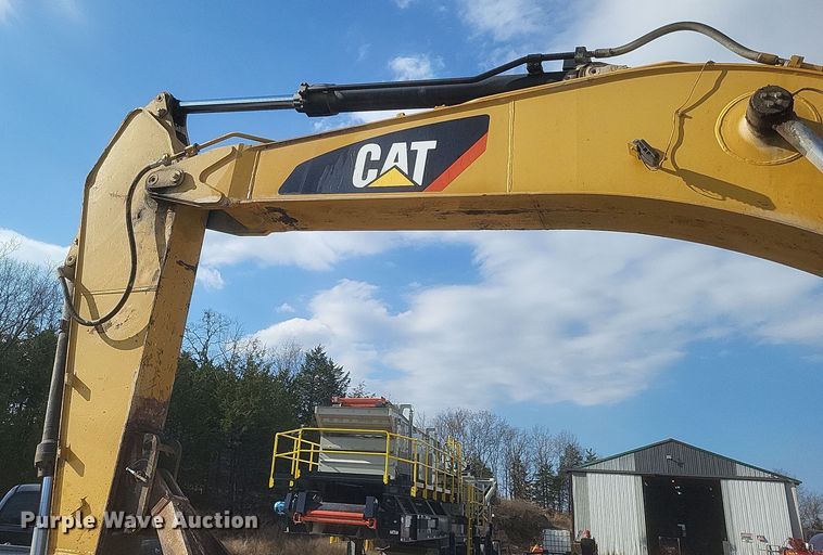 image for item DS5145 2008 Caterpillar  330D excavator