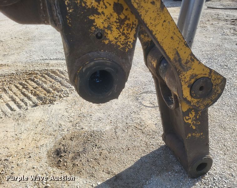 image for item DS5145 2008 Caterpillar  330D excavator