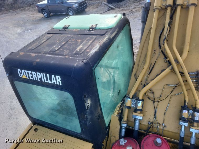 image for item DS5145 2008 Caterpillar  330D excavator