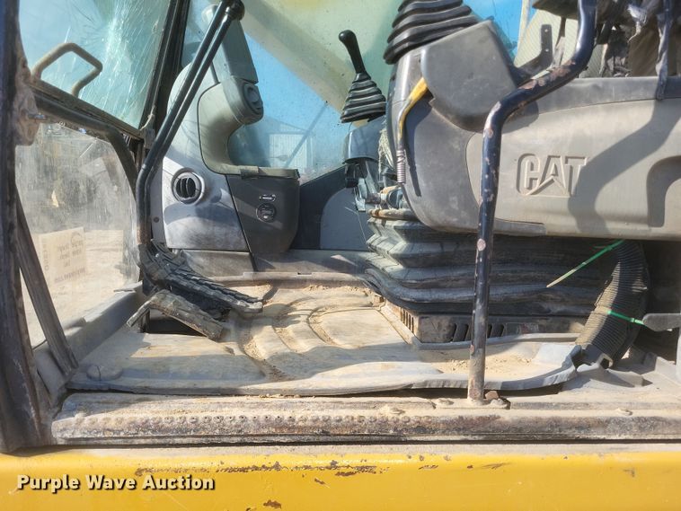 image for item DS5145 2008 Caterpillar  330D excavator