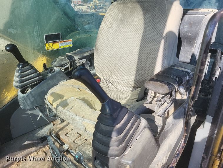 image for item DS5145 2008 Caterpillar  330D excavator