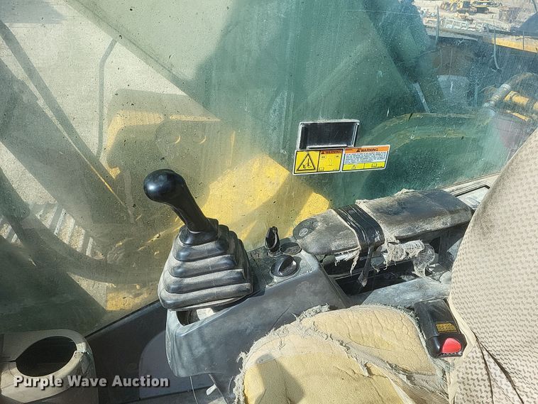 image for item DS5145 2008 Caterpillar  330D excavator