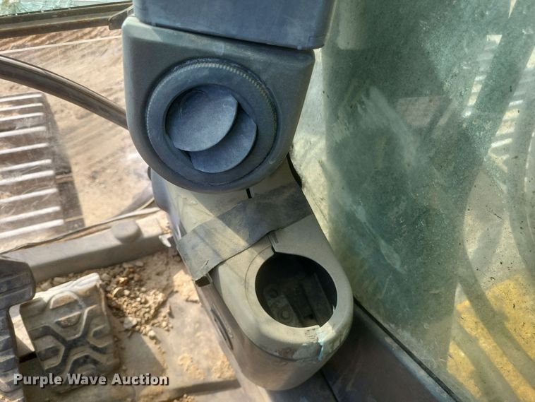 image for item DS5145 2008 Caterpillar  330D excavator