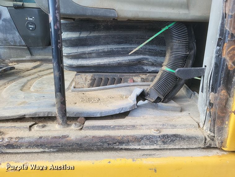 image for item DS5145 2008 Caterpillar  330D excavator