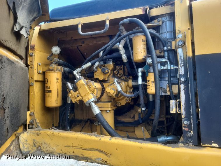 image for item DS5145 2008 Caterpillar  330D excavator