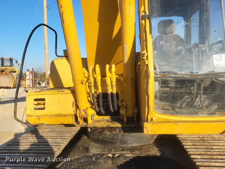 image for item DS5146 2000 John Deere  160LC excavator
