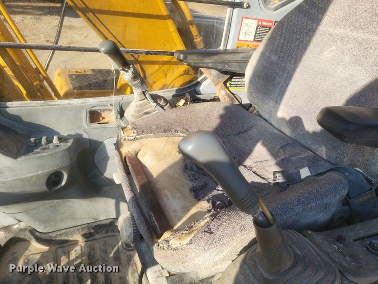 image for item DS5146 2000 John Deere  160LC excavator