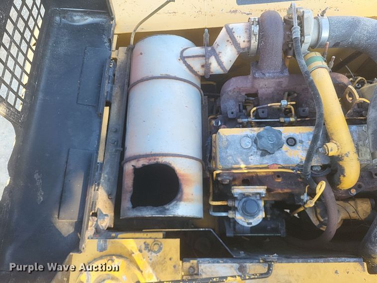 image for item DS5146 2000 John Deere  160LC excavator