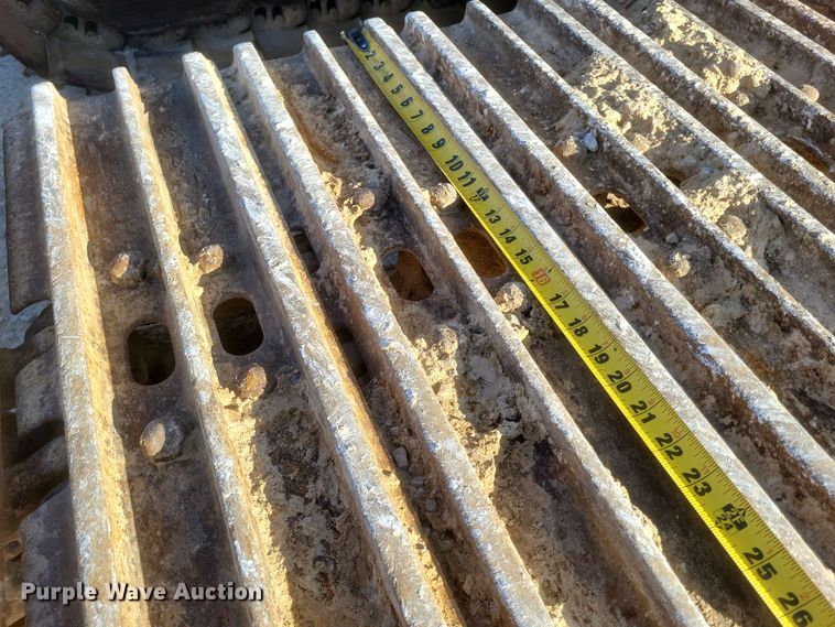 image for item DS5146 2000 John Deere  160LC excavator