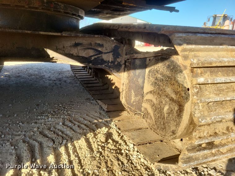 image for item DS5146 2000 John Deere  160LC excavator