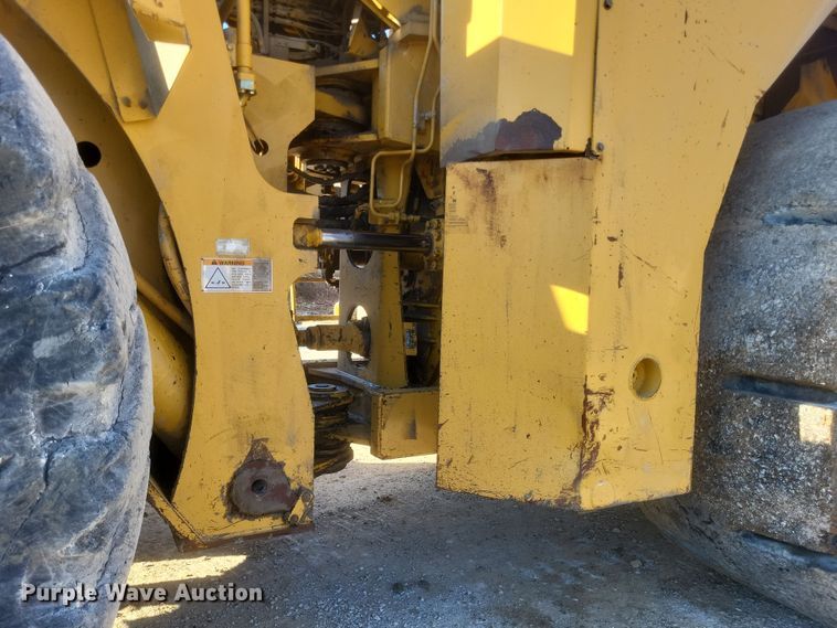 image for item DS5147 2004 Caterpillar  990 Series II wheel loader