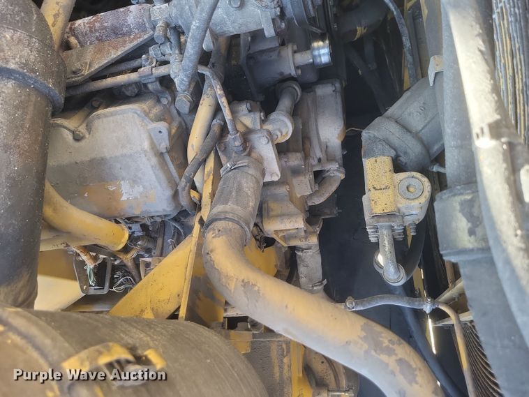 image for item DS5147 2004 Caterpillar  990 Series II wheel loader