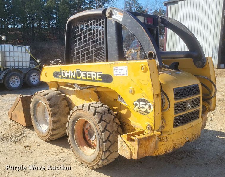 image for item DS5149 John Deere  250 skid steer loader