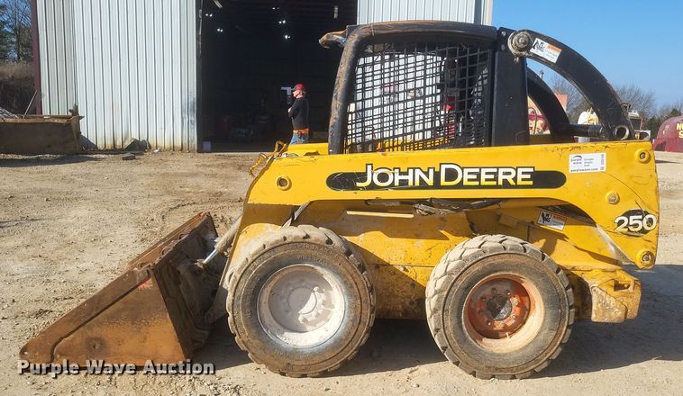 image for item DS5149 John Deere  250 skid steer loader