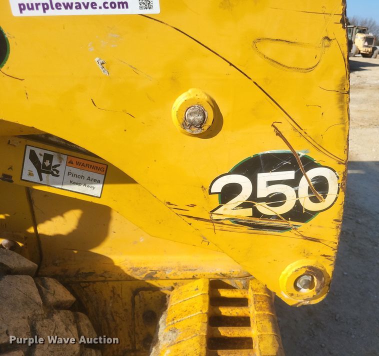 image for item DS5149 John Deere  250 skid steer loader