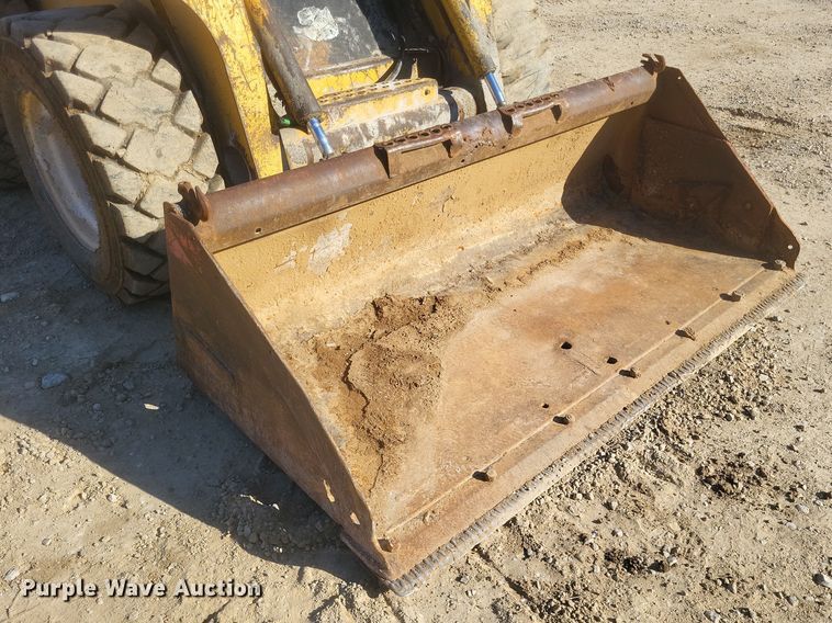 image for item DS5149 John Deere  250 skid steer loader