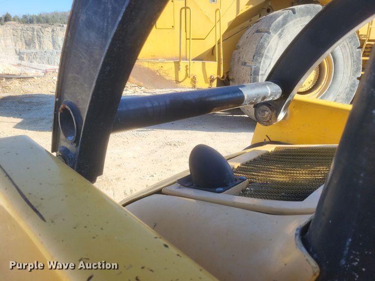 image for item DS5149 John Deere  250 skid steer loader