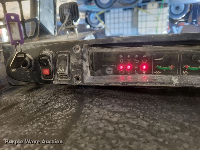 image for item DS5149 John Deere  250 skid steer loader