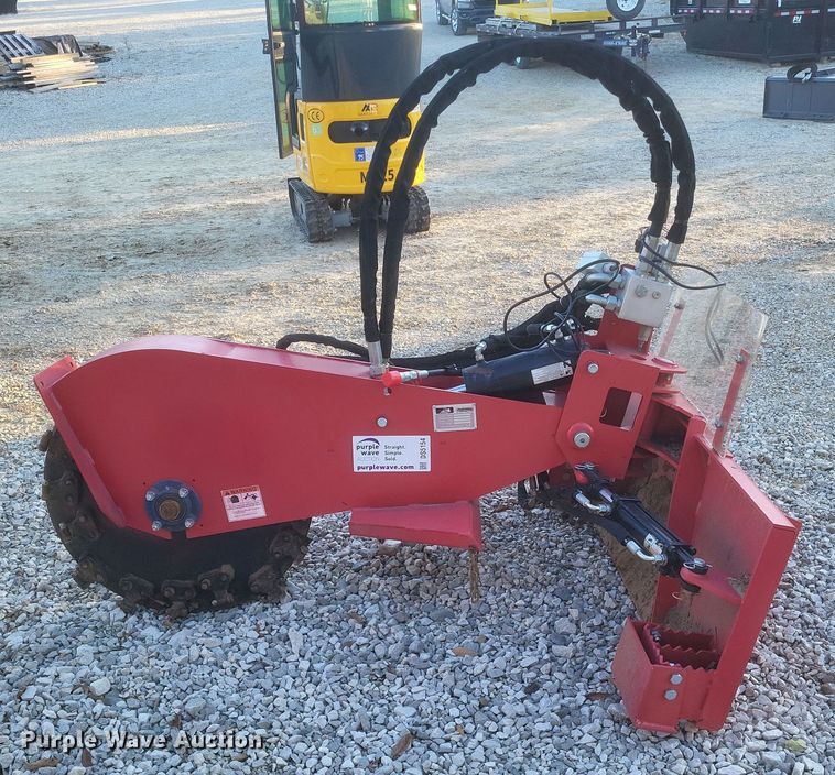 image for item DS5154 2024 Handy HSG31 skid steer stump grinder