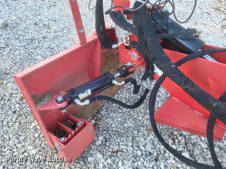 image for item DS5154 2024 Handy HSG31 skid steer stump grinder