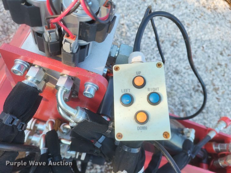 image for item DS5154 2024 Handy HSG31 skid steer stump grinder